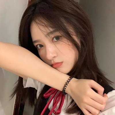 在秃鹫群下